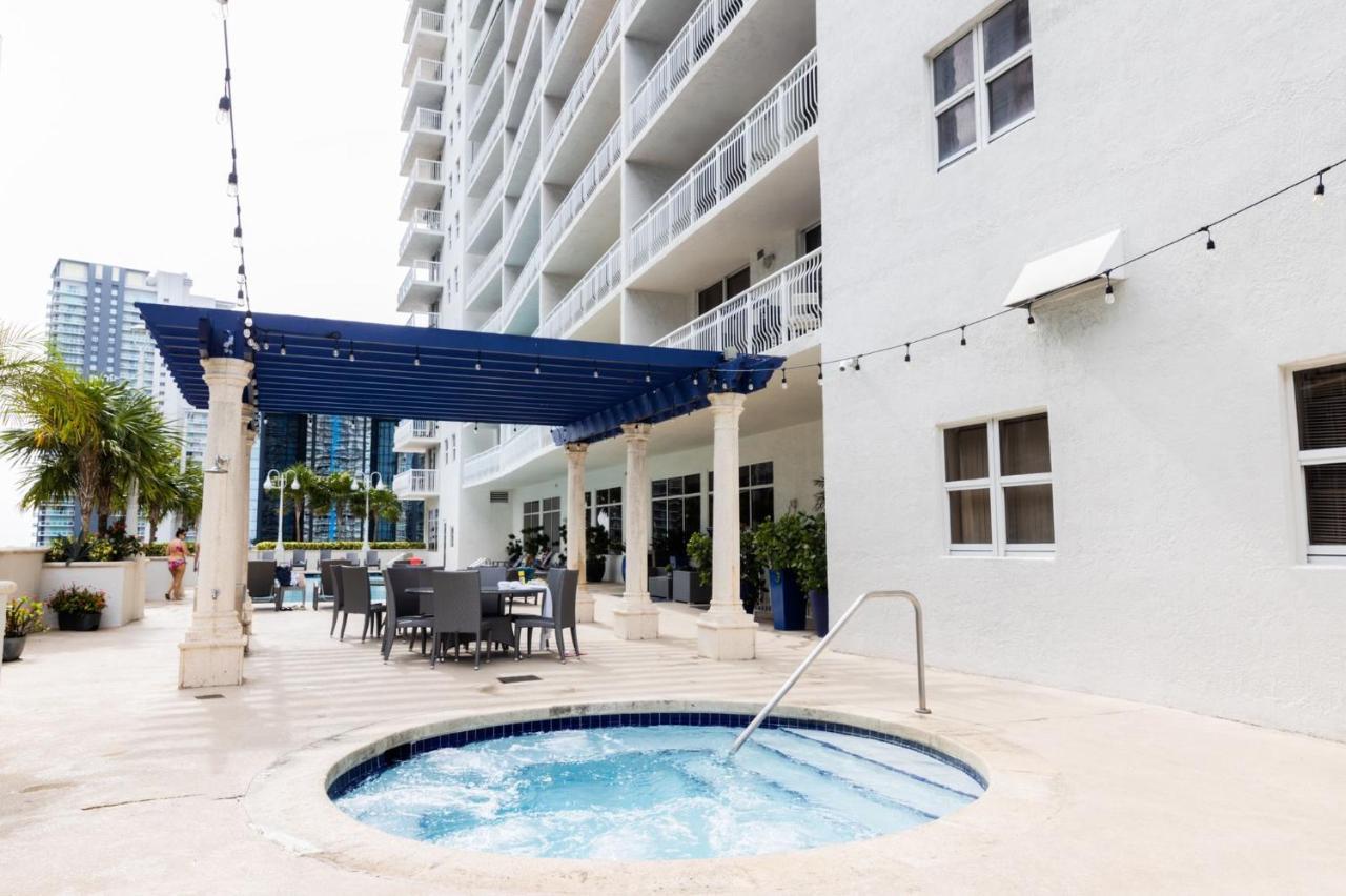 ميامي Modern And Luxurious Brickell Studio المظهر الخارجي الصورة